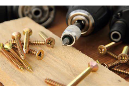 What are the characteristics of screws? What is the difference between stainless steel screws and ordinary screws