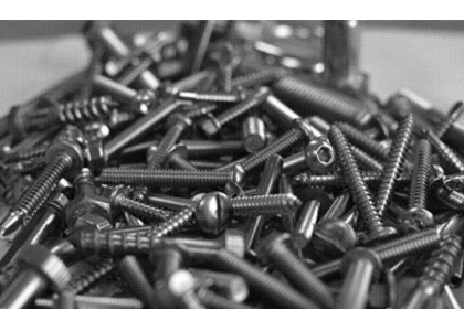 Stainless steel screws and carbon steel screws which is good