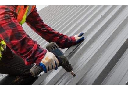 How to apply paint to screws